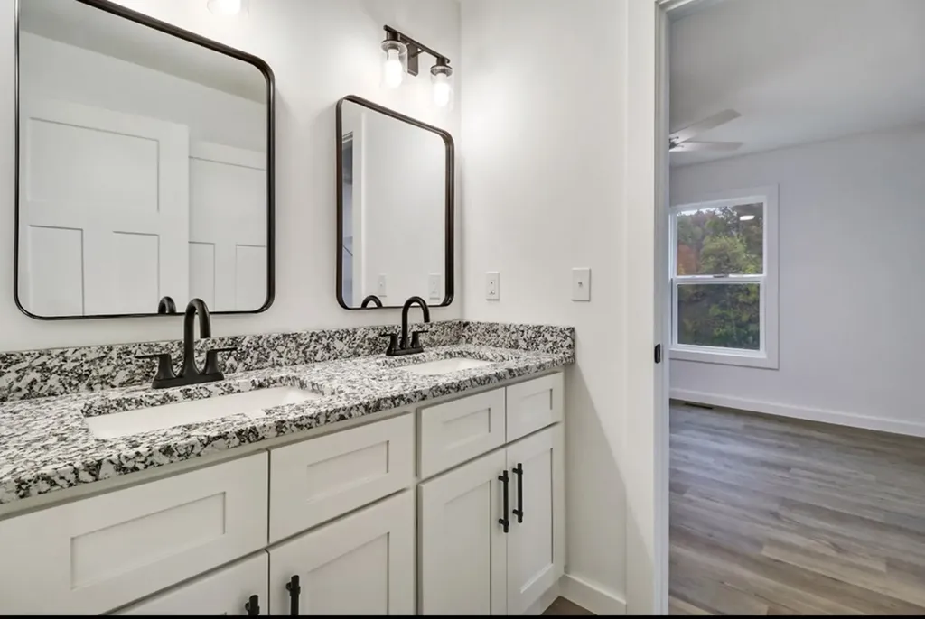 1255 Franklin Loop Clarkrange TN 38553