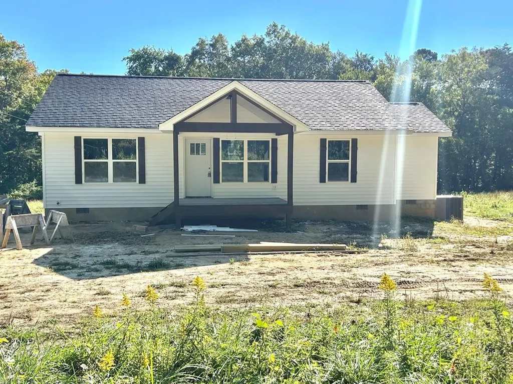 1255 Franklin Loop Clarkrange TN 38553