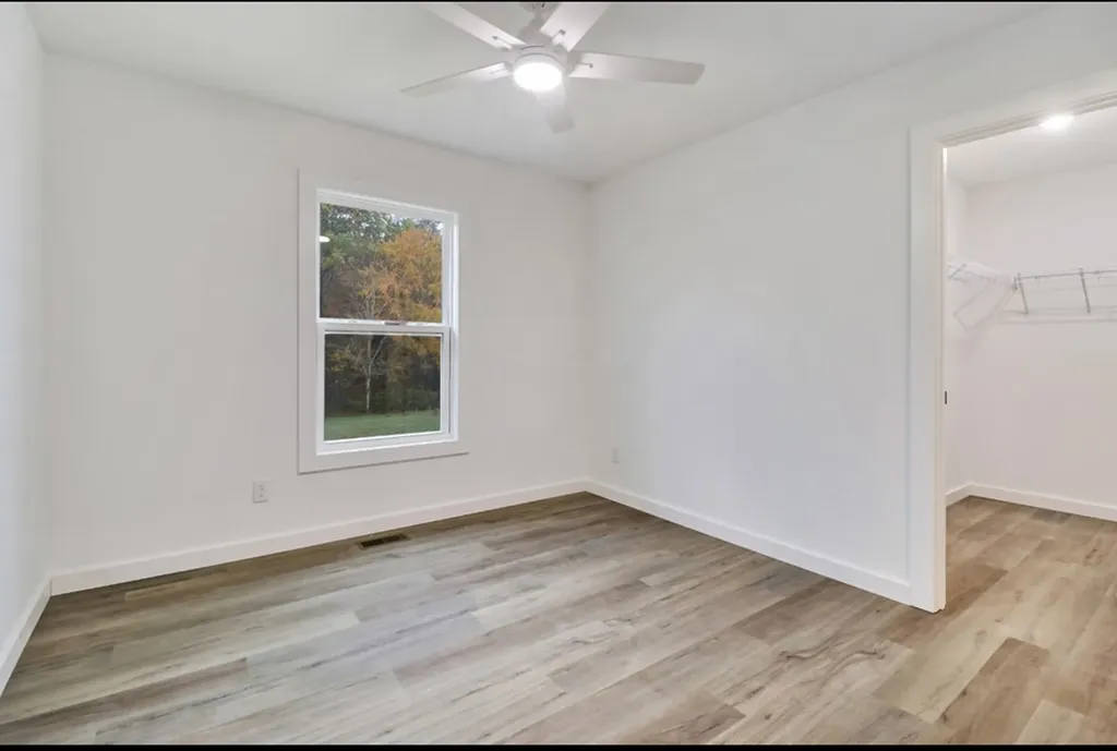 1255 Franklin Loop Clarkrange TN 38553