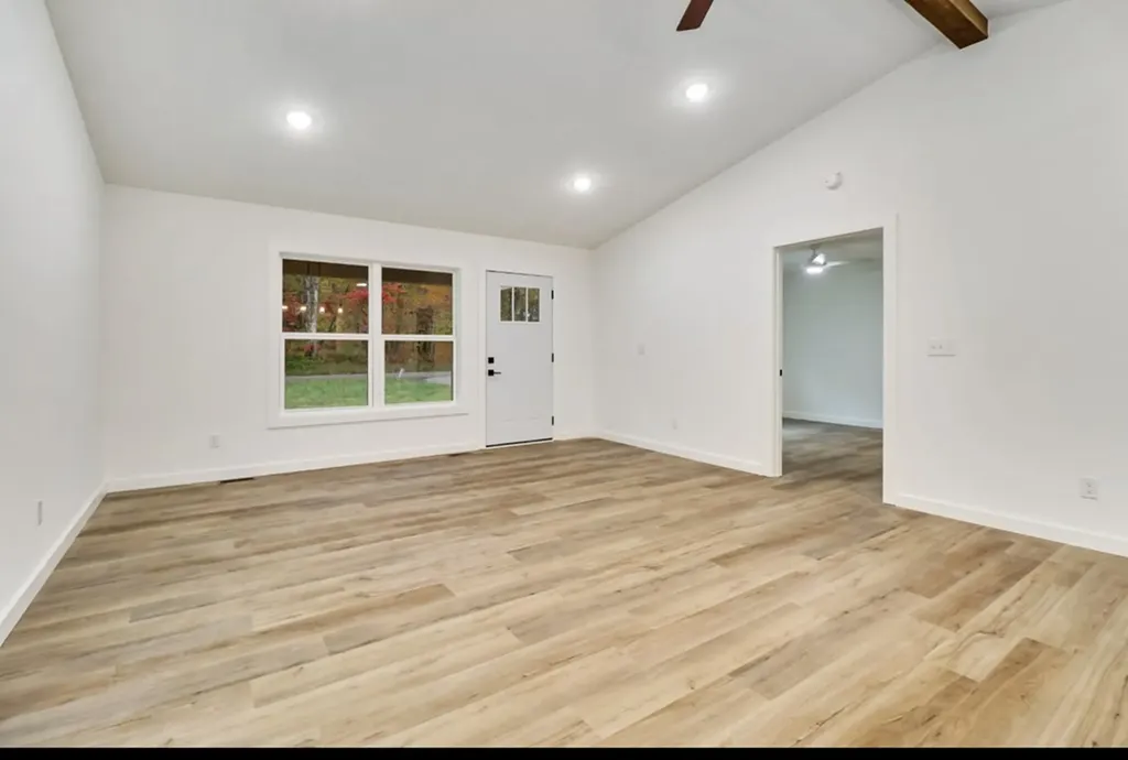 1255 Franklin Loop Clarkrange TN 38553