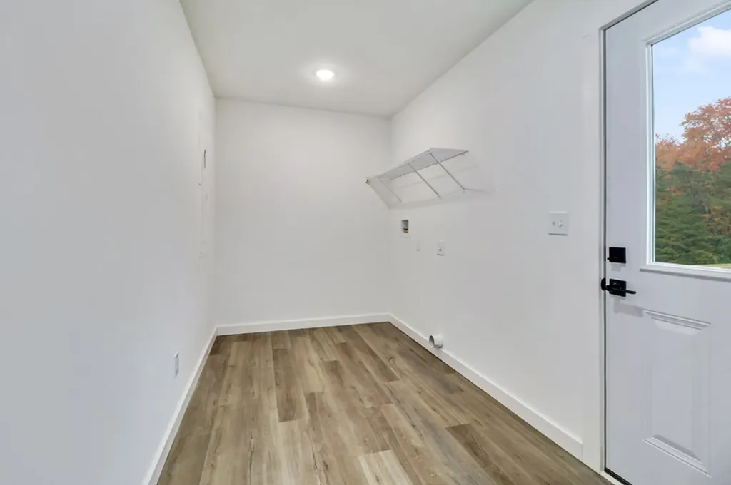 1255 Franklin Loop Clarkrange TN 38553