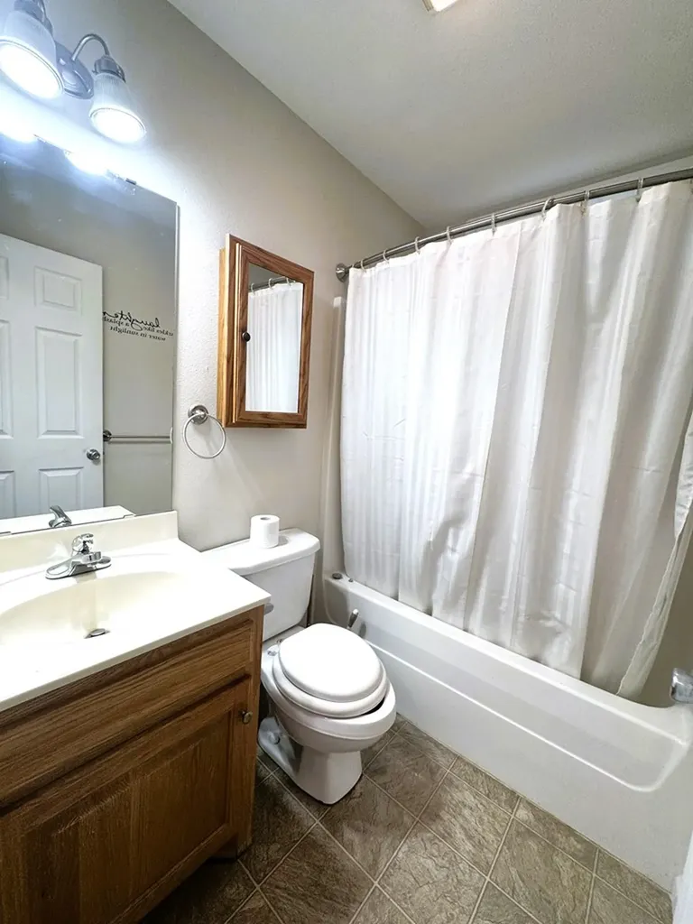 1020 Iroquios Lane Crossville TN 38572