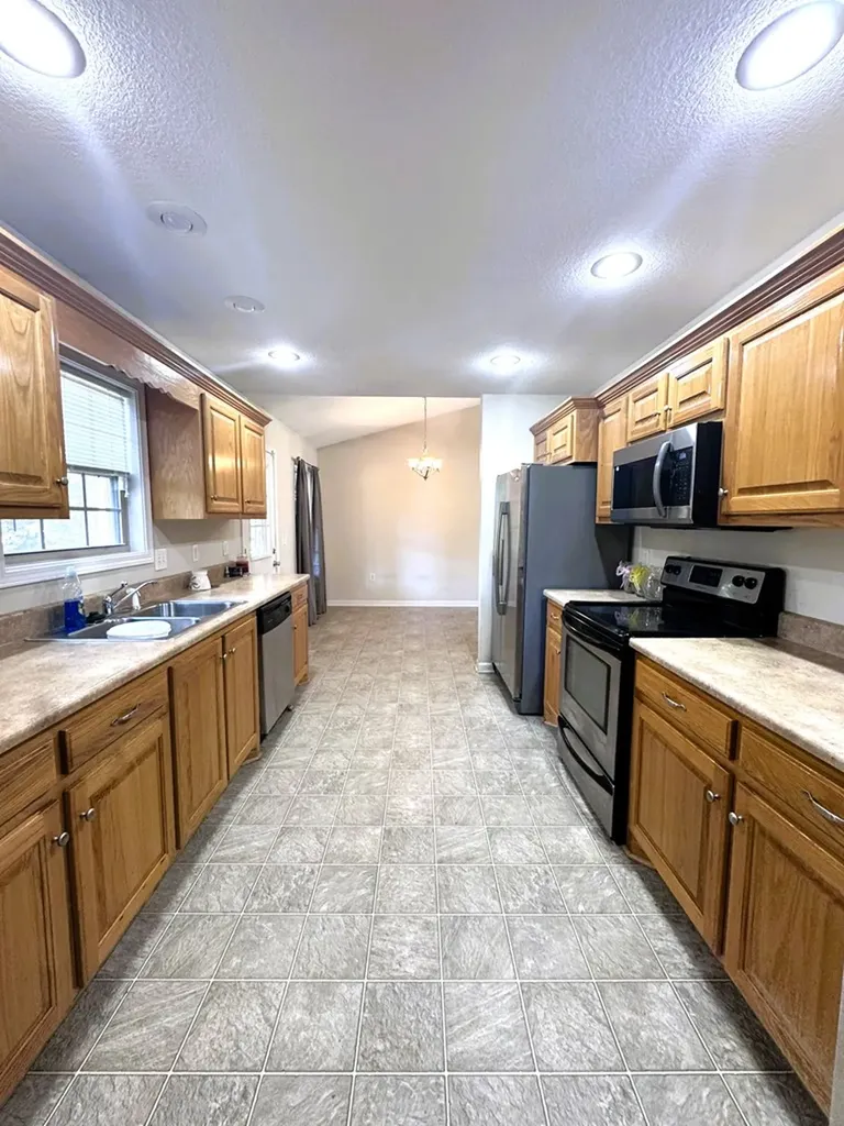 1020 Iroquios Lane Crossville TN 38572