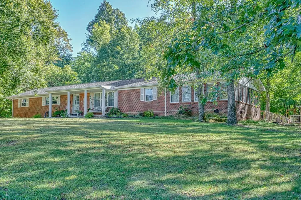 1081 Cynthia Street Cookeville TN 38506