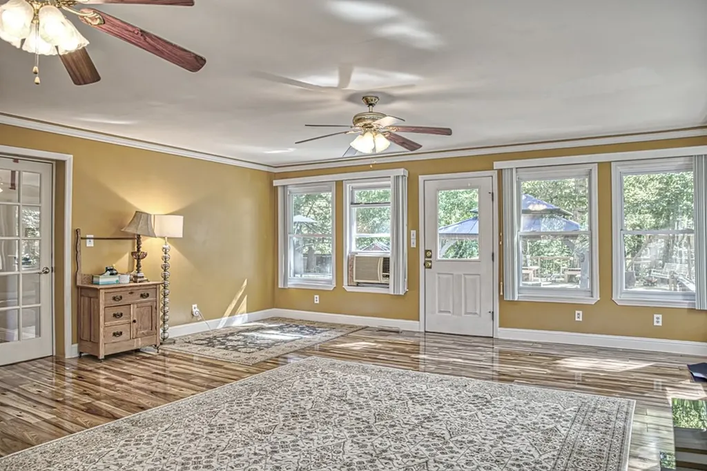 1081 Cynthia Street Cookeville TN 38506