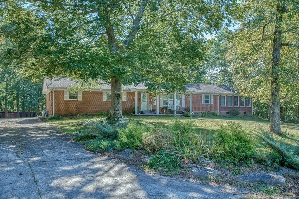 1081 Cynthia Street Cookeville TN 38506