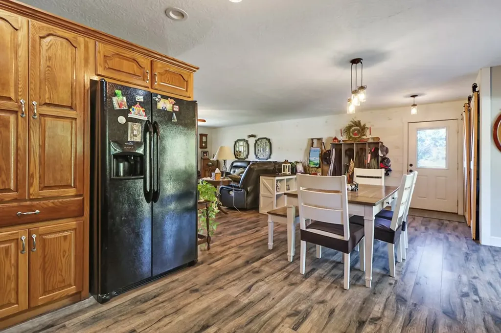 993 Model Farm Road Jamestown TN 38556