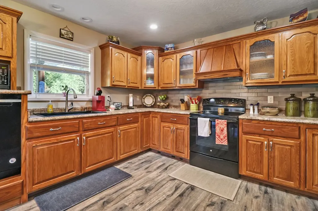 993 Model Farm Road Jamestown TN 38556