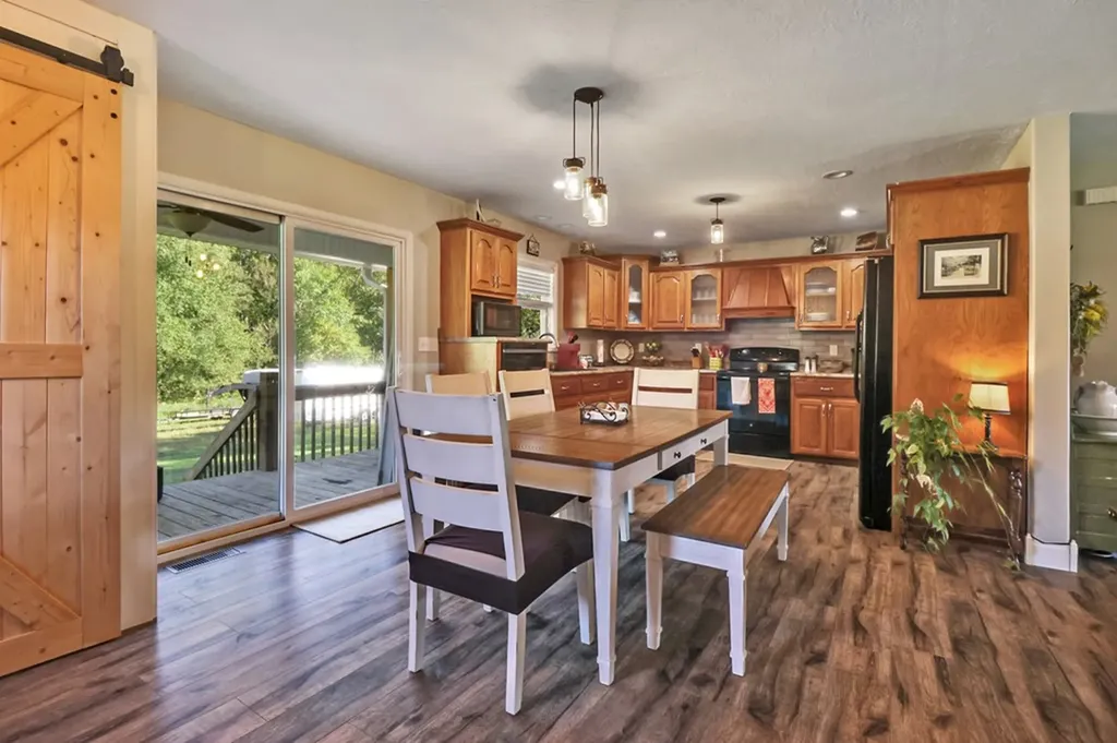 993 Model Farm Road Jamestown TN 38556