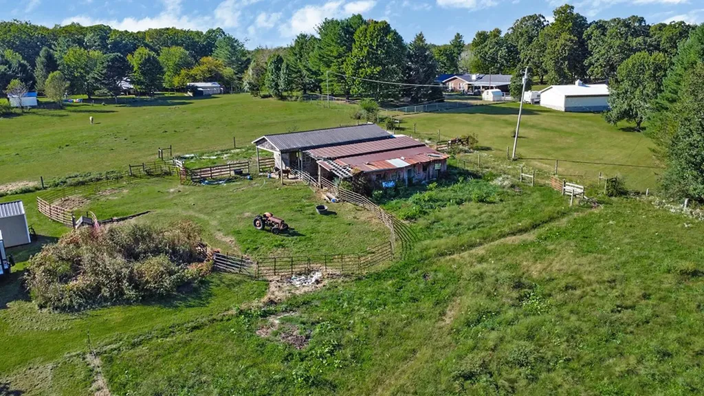 993 Model Farm Road Jamestown TN 38556