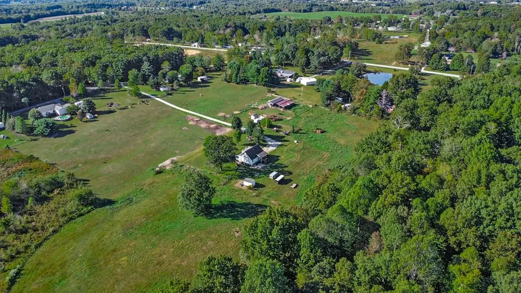 993 Model Farm Road Jamestown TN 38556