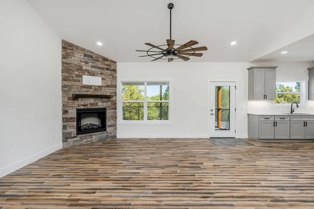 9345 Fox Hill Road Baxter TN 38544