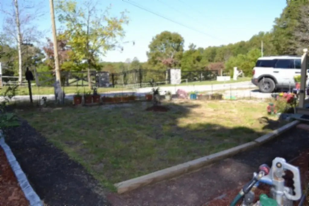 688 Boone Ridge Road Jamestown TN 38556