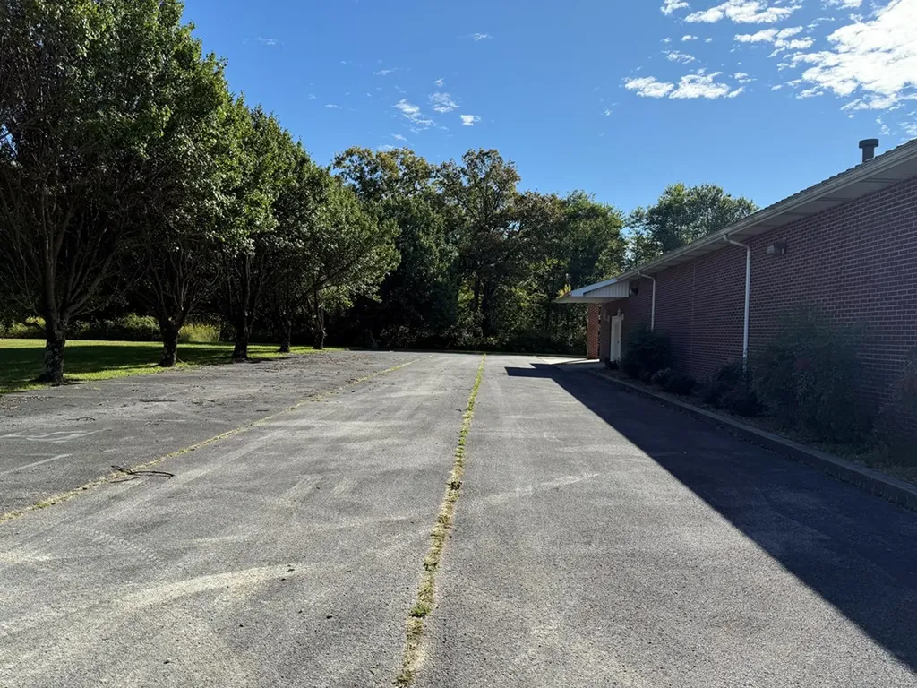 6853 S York Highway Clarkrange TN 38553
