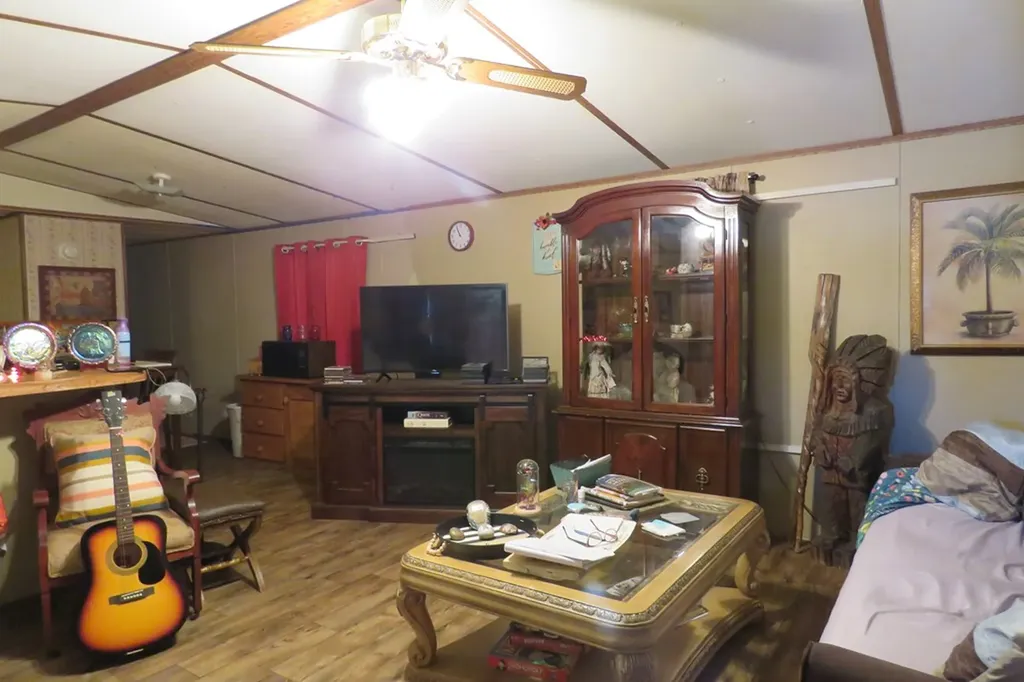 753 John Mccoin Road Sparta TN 38583