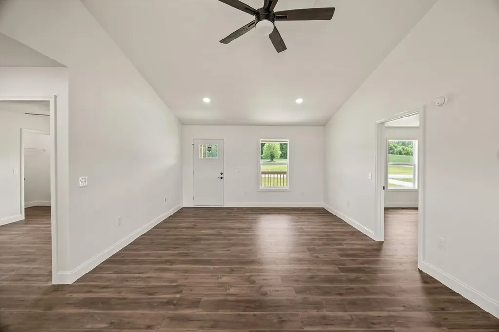 112 Conley Drive Pall Mall TN 38577