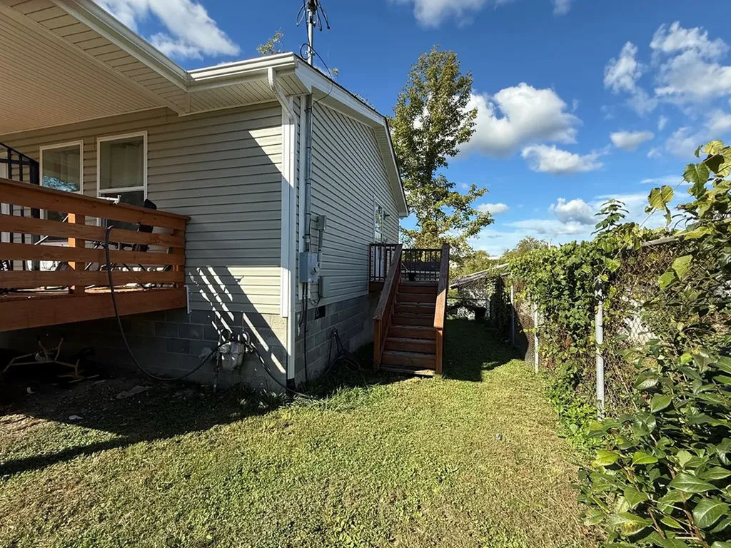 7913 Morgan County Highway Sunbright TN 37872