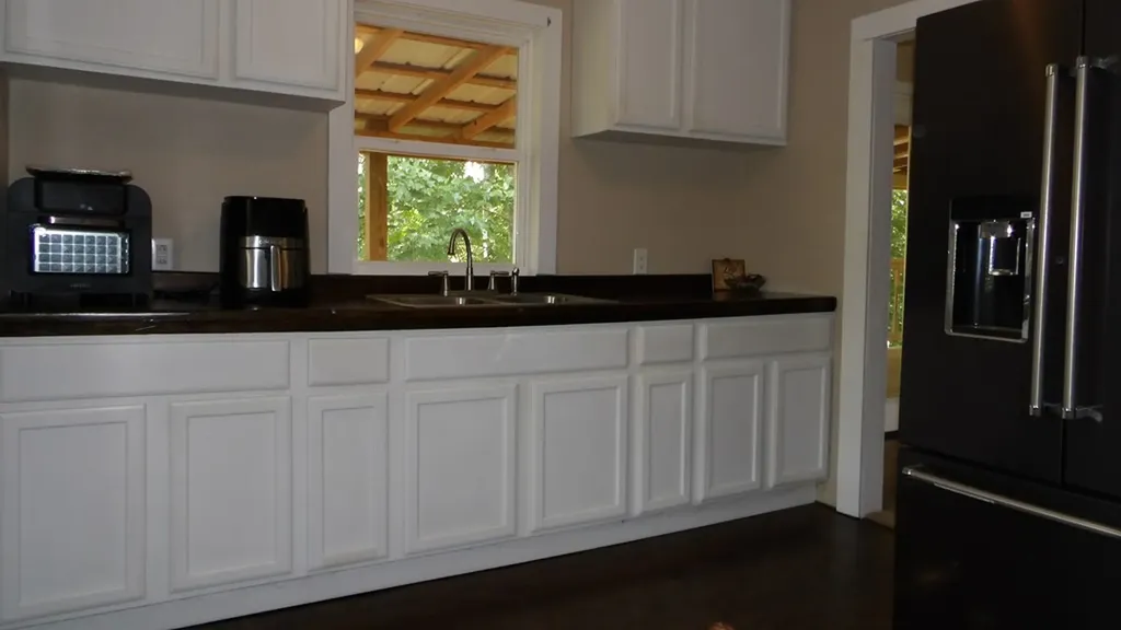 4179 Old Livingston Highway Celina TN 38551