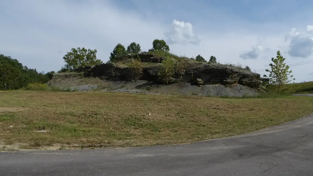 4179 Old Livingston Highway Celina TN 38551