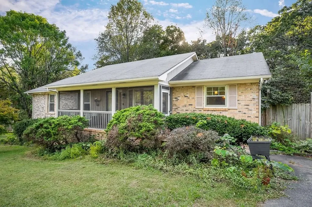 715 West Oak Drive Cookeville TN 38501