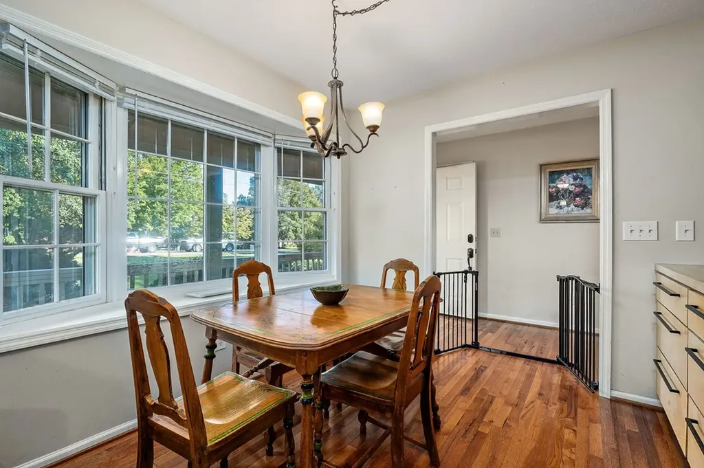 715 West Oak Drive Cookeville TN 38501