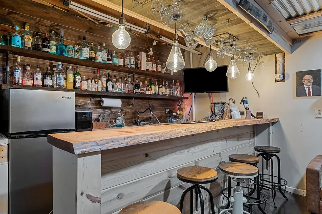 715 West Oak Drive Cookeville TN 38501