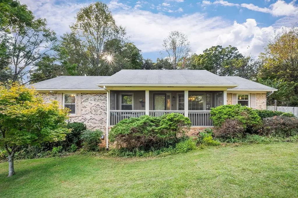 715 West Oak Drive Cookeville TN 38501