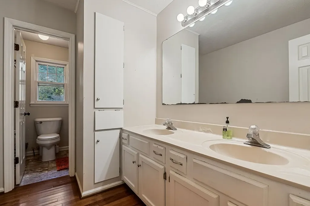 715 West Oak Drive Cookeville TN 38501