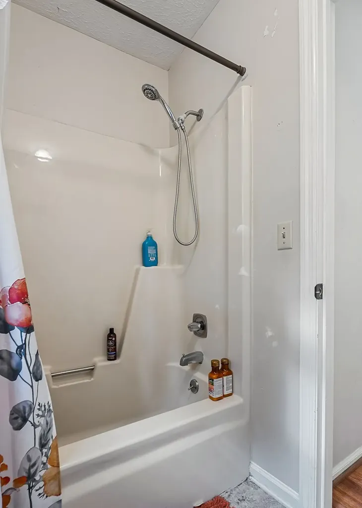 715 West Oak Drive Cookeville TN 38501