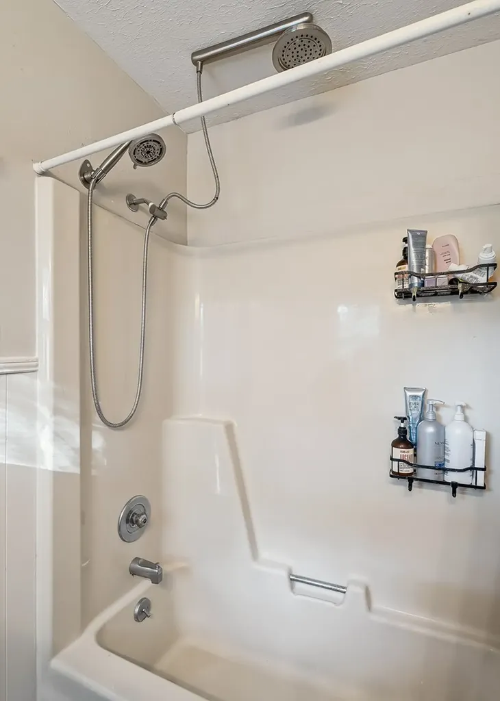 715 West Oak Drive Cookeville TN 38501