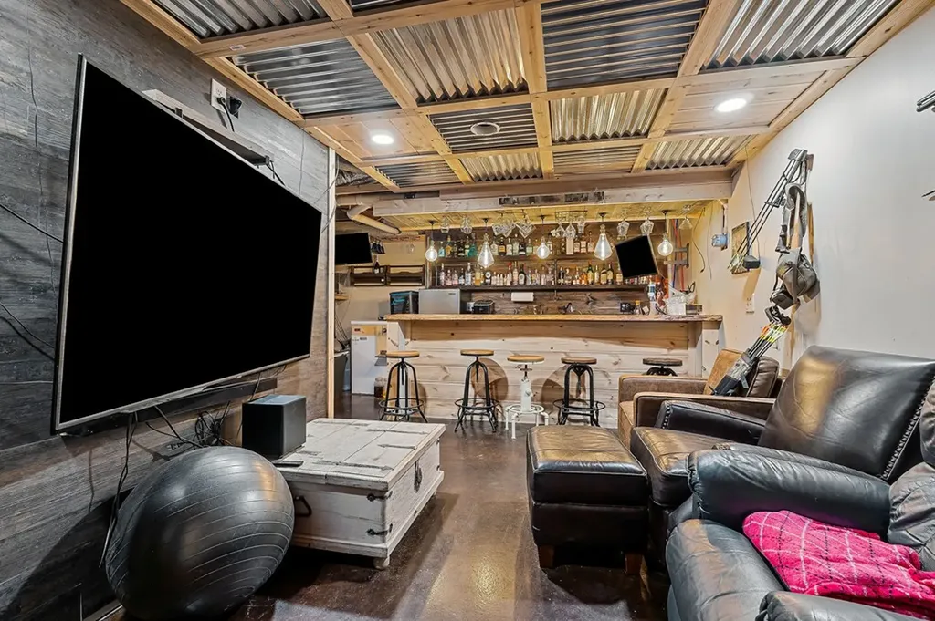 715 West Oak Drive Cookeville TN 38501