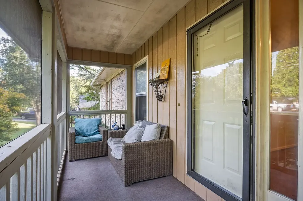 715 West Oak Drive Cookeville TN 38501