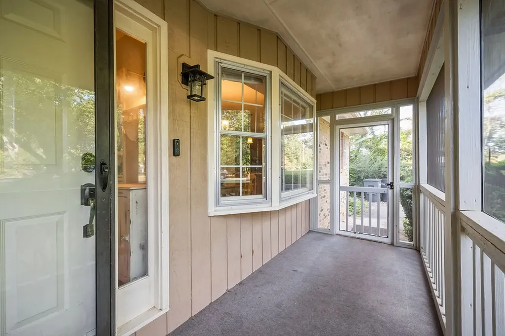 715 West Oak Drive Cookeville TN 38501