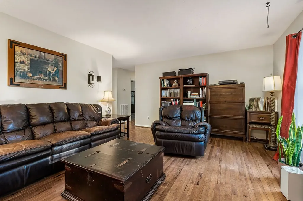 715 West Oak Drive Cookeville TN 38501