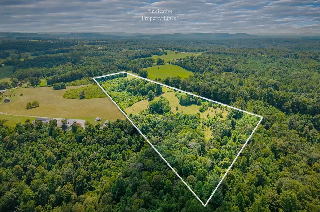 2530 Pollard Road Walling TN 38587