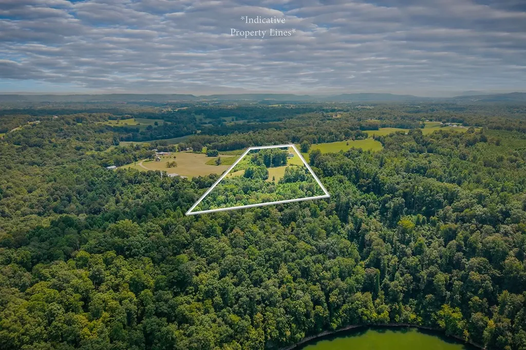 2530 Pollard Road Walling TN 38587