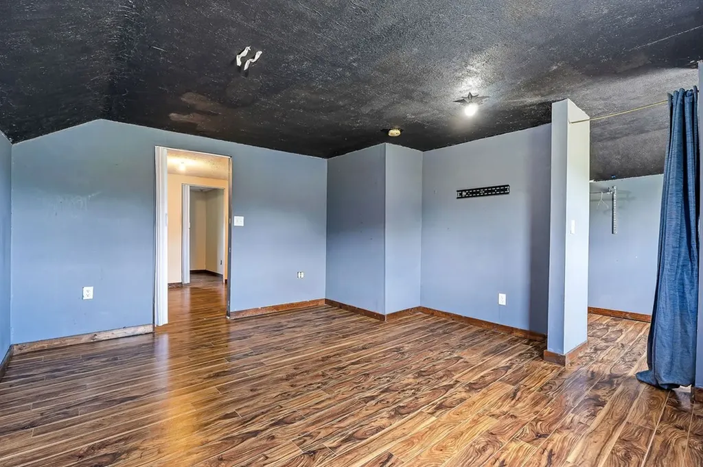 2530 Pollard Road Walling TN 38587