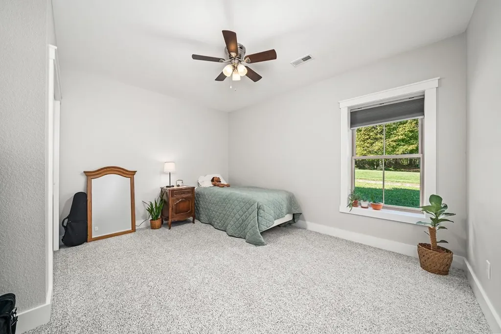 804 Linder Loop Crossville TN 38571