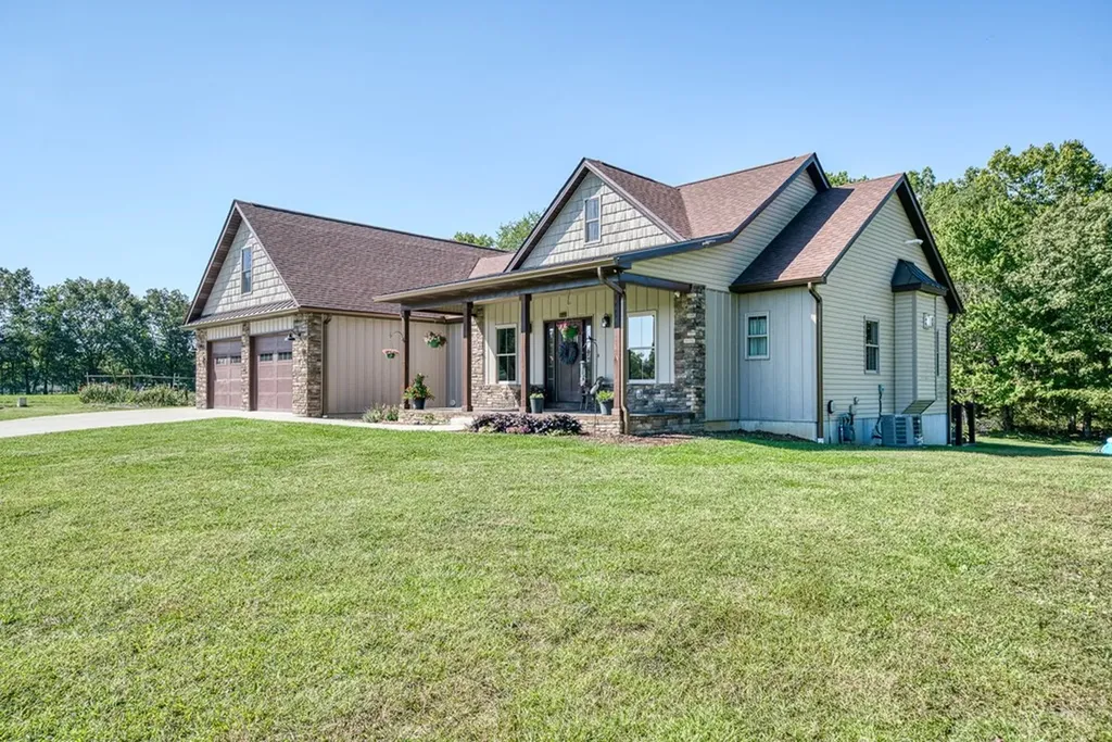 804 Linder Loop Crossville TN 38571