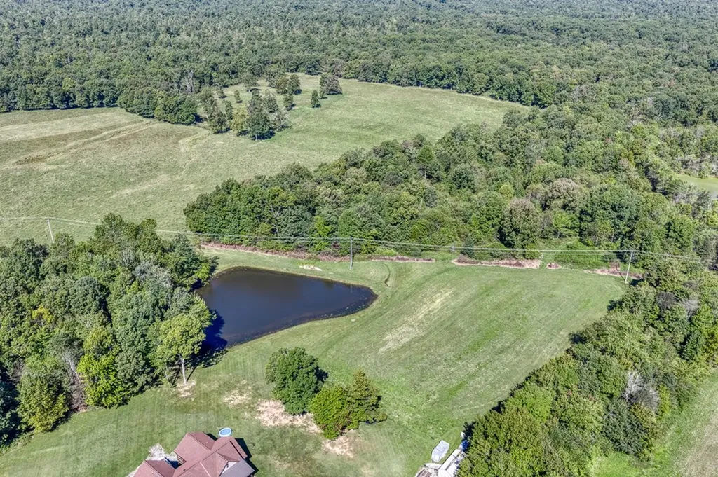 804 Linder Loop Crossville TN 38571