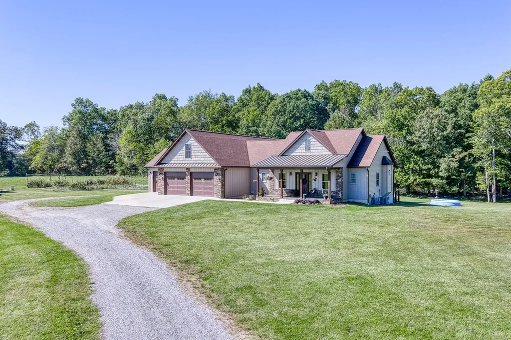 804 Linder Loop Crossville TN 38571