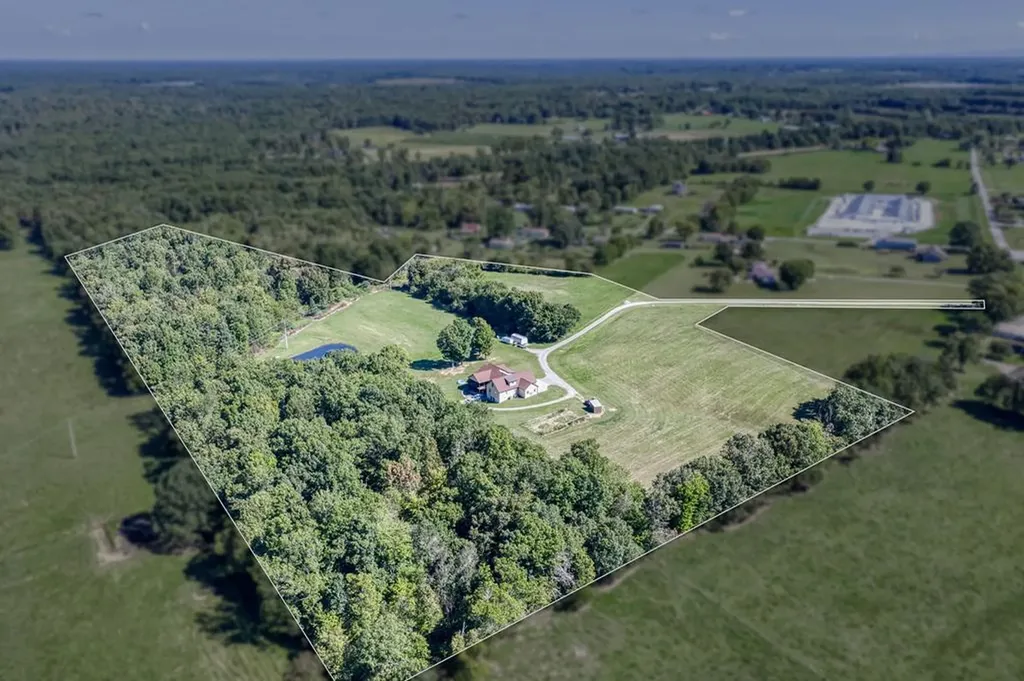 804 Linder Loop Crossville TN 38571