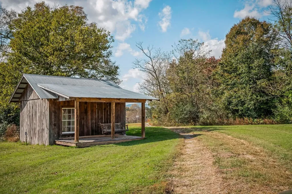 368 Bennett Road Sparta TN 38583