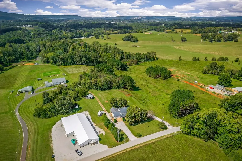 368 Bennett Road Sparta TN 38583