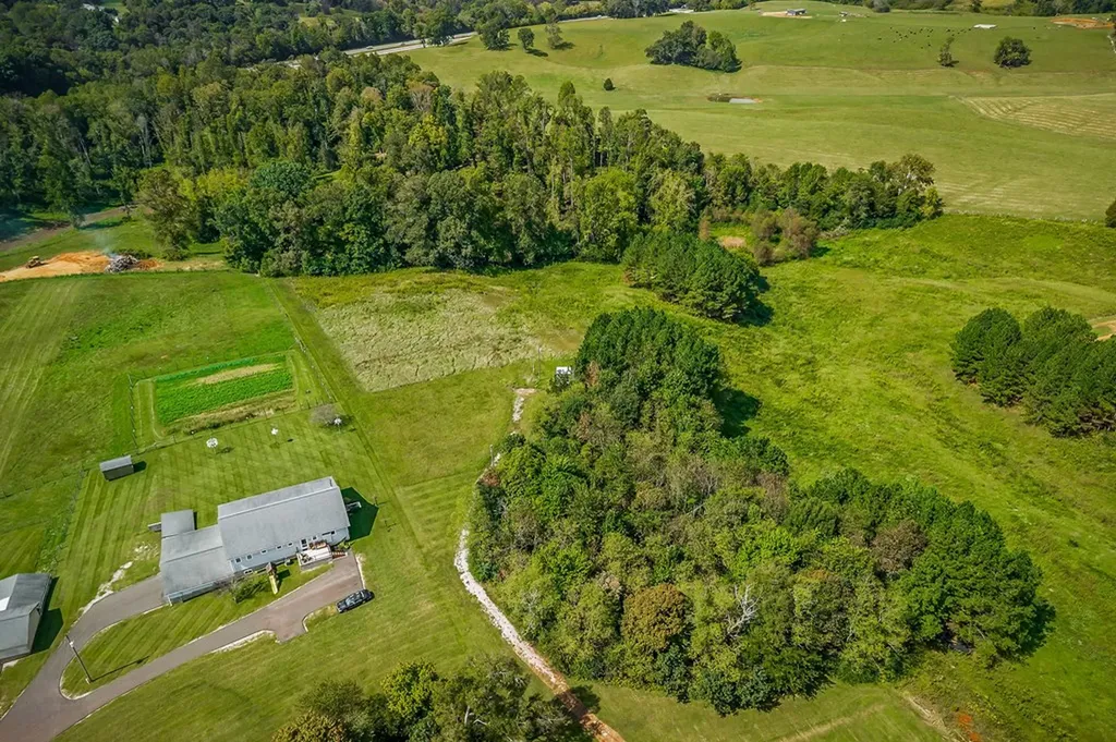 368 Bennett Road Sparta TN 38583