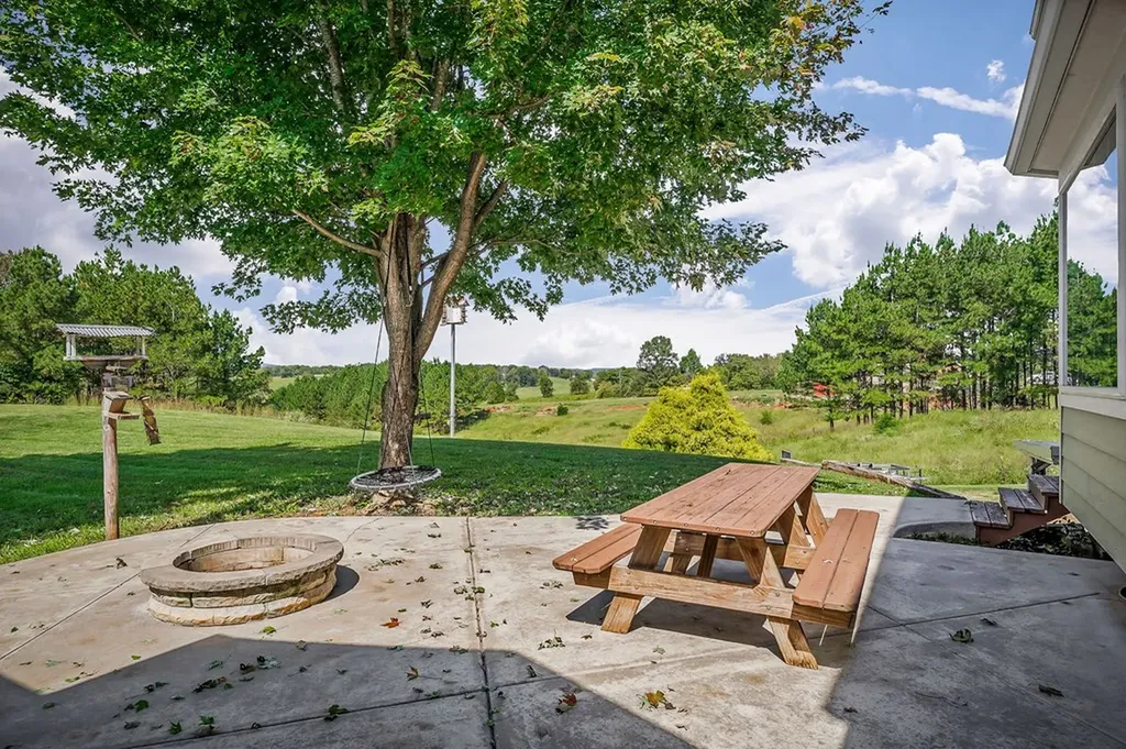 368 Bennett Road Sparta TN 38583