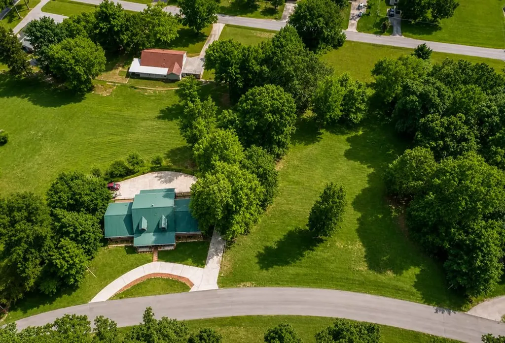 472 Mountain Drive Livingston TN 38570