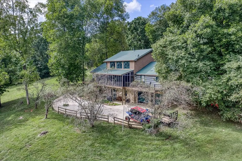 472 Mountain Drive Livingston TN 38570