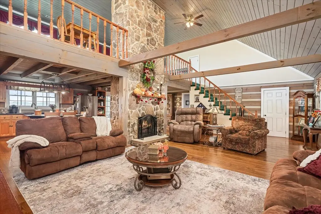472 Mountain Drive Livingston TN 38570
