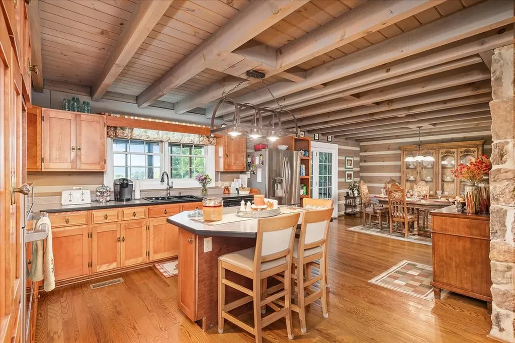 472 Mountain Drive Livingston TN 38570